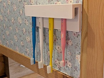 【山崎実業】やっぱりtower!家族全員文句なしの使い心地「歯ブラシホルダー」