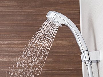 お風呂とシャワー、節約できるのはどっち? 夏の水道代節約テク【節約の専門家が解説】