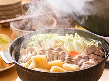 【マンネリ打破】鍋にオススメの変わり種具材と食べ方3選!
