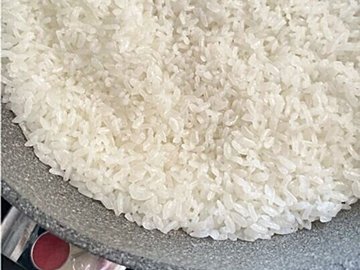 初めてフライパンで米を炊いてみた!でき栄えと炊いてみて思ったこととは?