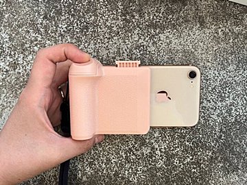 【THEREEPY】550円だけど買って正解!スマホがカメラになっちゃう便利な撮影ホルダー