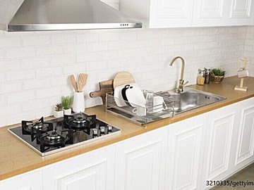 早くためせばよかった…元家政婦が最近キッチンで「やめてよかった」と思ったこと