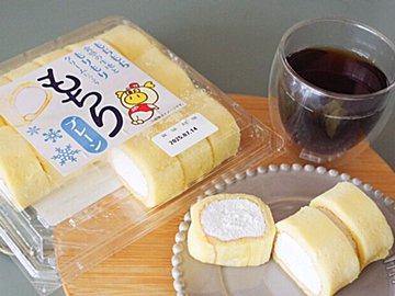 「ようやく買えた」ロピアの大容量スイーツ!もちもち生地がおいしい1個約60円のミニロールケーキ