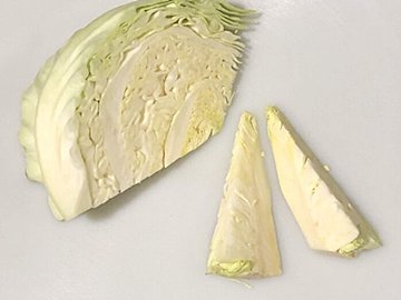 キャベツの芯も無駄にしない!美味しく食べる節約アイデアレシピ「おとな用」と「子ども用」