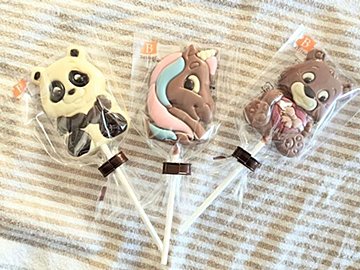 かわいすぎて食べられない!?【カルディ】プチプレゼントにおすすめなロリポップチョコ3つ