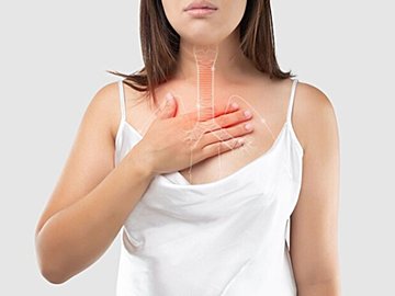 飲み物もがんのリスク要因に!?自覚症状に乏しい食道がんになりやすい人の特徴を医師が解説