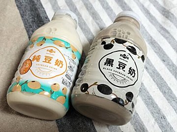【カルディ】ごくごく飲める!やさしい味わいの本格台湾豆乳2種飲み比べてみた