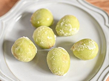 【旬食材】マスカットってどっちから食べるか知っている?&SNSで話題沸騰中!サワーパッチグレープの作り方