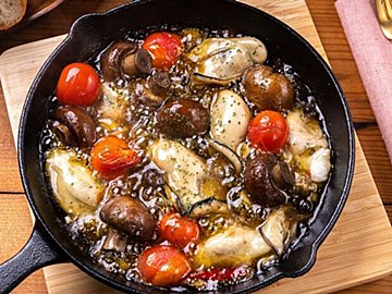 【カルディVS無印良品】何が違うの?値段は?味は?料理家が「アヒージョの素」を徹底比較
