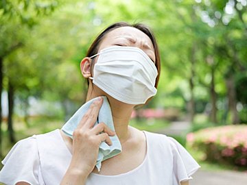 【1枚あたり約11円】カラバリ豊富な「冷感マスク」52枚セットが15%オフで販売中