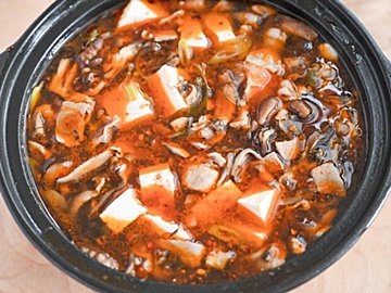 【カルディ】しびれる辛さに虜になる人が続出!&スーパーで買える材料だけで作れる麻辣火鍋レシピ付き