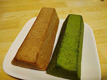 お茶の香りがたまらない!「無印良品」のお茶系バウムを食べてみました。