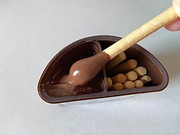 【カルディ】たっぷりディップで甘く濃厚!「ヌテラ&ゴー」が楽しくておいしい