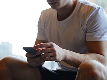 ひとつの投稿で人生が終わる?本当にあったSNS離婚の怖い話
