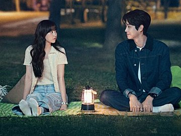 【2025年2月】U-NEXT/Disney+/Netflix配信予定の韓国ドラマ一挙紹介!チュ・ウシク&パク・ボヨン主演『恋するムービー』が配信!
