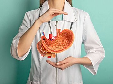 放置すればガンのリスク増も!大人→子どもへ感染の危険性もある要注意な細菌とは?