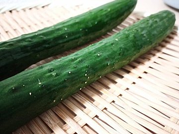 きゅうりは冷凍できる!忙しさにあわせた2種類の冷凍方法を野菜ソムリエが解説