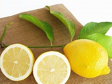 あなたも間違えているかも!?やってはいけないレモンの保存方法