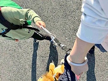 「捨てなくてよかった!」抱っこ紐で防災準備!子どもとの避難に役立つアイテム3つ