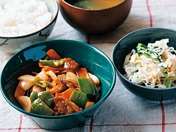 フルタイム共働き夫婦でも帰宅後30分でできる夕ごはん作りの仕組み!1週間の献立全部見せ!