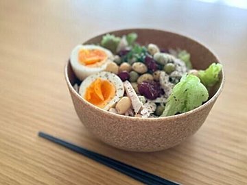 【無印良品】電子レンジもOKで軽くて衝撃!新登場「ヤシプレート&ボウル」が便利すぎた