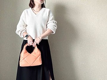 【ユニクロ】ウエストゴムなのに一瞬でおしゃれ見え!待ち時間が発生したほど大人気のUNIQLO:C