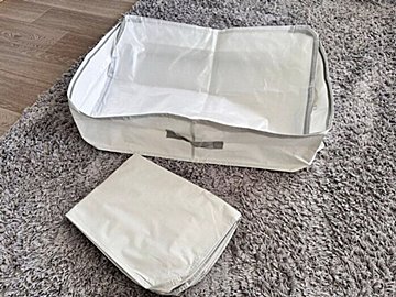 【無印良品】500円以下で買えることにびっくり!レジャーシートでつくったたためる収納袋