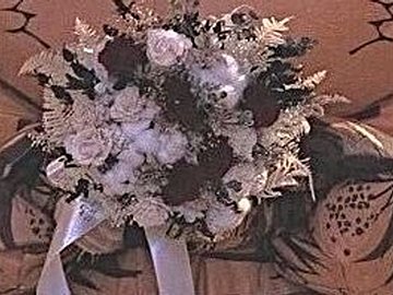 結婚式直前、夫にウェディングドレス姿を初めて見せた「ファーストミート」!涙、涙の感動シーンかと思いきや予想を超えたサプライズに1.9万人が爆笑