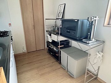 【キッチン収納】じつは物が多いのに片づいて見える!無印良品でつくった最強すっきり収納