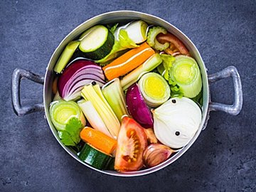 デトックススープで体の調子を整えよう~オススメレシピも紹介~