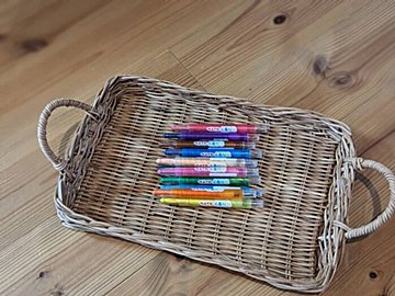 【お絵描き革命】手が汚れない&折れない“魔法のクレヨン”「くるりら」