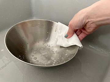 【セリア】洗剤不要で泡立つ！アウトドアシーズンに最適、これ1つで洗剤いらずのキッチンクロス