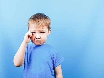 新・かわいいの定義!?何を提案しても泣きじゃくる2歳男児が、“ある一声”で泣き止んだ!「辞書に載せて」と3.8万人の胸キュンが止まらない!