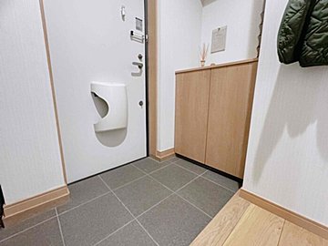 【玄関収納】狭い賃貸玄関でもすっきりをキープ!無印良品アイテムを使った収納アイデア3選