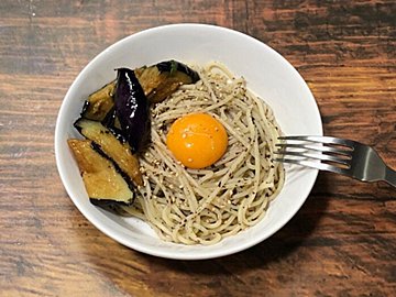 いそがしいときは時短ふりかけパスタでいかが?|水漬けでもプリプリ食感にするポイントも