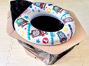 【子どもと防災】「これなら買いたい!」トイトレにも災害への備えにも役立つプチプラ簡易トイレ