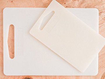 まな板の寿命っていつ?意外と知らない、意外とやりがち!まな板の正しい扱い方を確認しよう