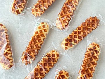【コストコ】バズりすぎて入手困難!?ふんわり食感が新しい!スティックタイプのスイーツが激ウマ!