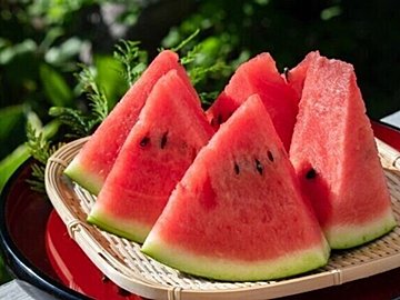 じつは避けたほうがいいかも?野菜のプロが教えるスイカの「もったいない」食べかた