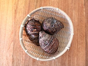 もっと早く知りたかった…!里芋が一瞬でスルッとむける方法