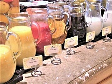 その「飲み物」で大丈夫?管理栄養士が実践する、食欲が抑えられて太りにくくなる選び方と飲むタイミングとは?