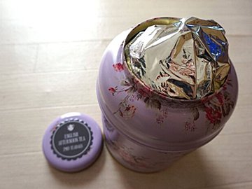 【コストコ】かわいい缶に一目ぼれ!1杯12円の大容量紅茶を楽しもう!