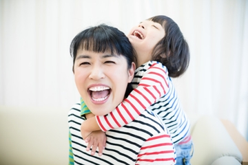 ダウン症の子と生きる、奥山佳恵さんの笑顔の秘密