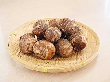 旬の「サトイモ」スーパーで買うときにおいしいものを見分けるコツとは？