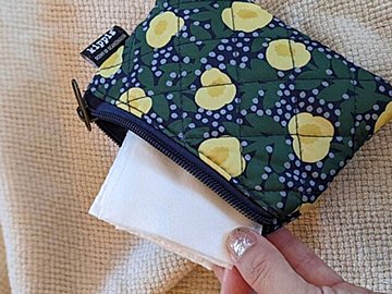 【使い捨てが快適】“ハンカチびしょびしょ問題解決“ダイソーで買えちゃう「ITO クレンジングタオル」