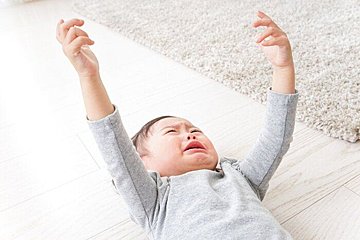 イヤイヤ期を乗りきる！専門家&先輩ファミリー直伝のコツ