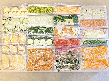 【防災備蓄】冷凍庫は備蓄の宝箱！もしもの時に役立つ日常でできる冷凍の備蓄