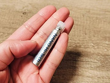 【ダイソー】見つけたら即買い必至!?塗るだけでOKなスマホフィルムが試す価値あり！