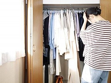 リュック、ボーダートップス…40代が悩みがちなアイテムの選び方