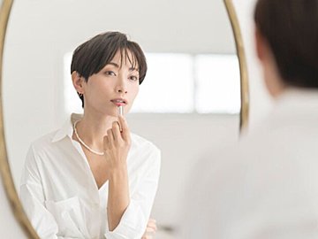 つけると金運アップするアイテムは!?キレイになって運気も上がる夏の開運メイク 【Dr.コパの風水解説】